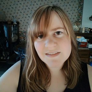 Meet your Posher, Anjelica